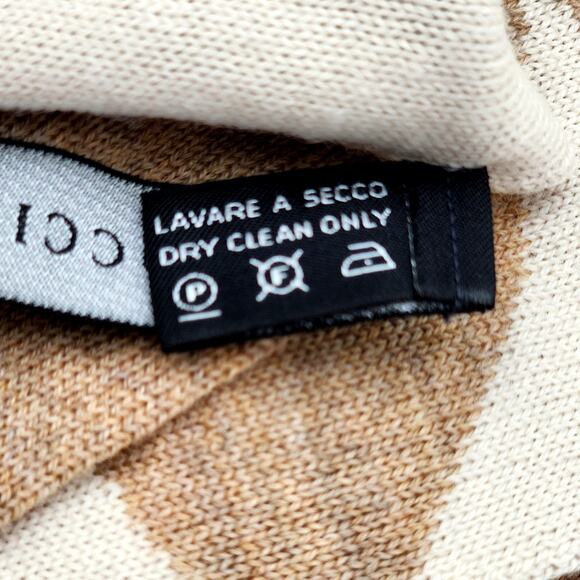 GUCCI Cashmere and Wool Scarf with Interlocking GG logo 84" - Picture 6 of 14